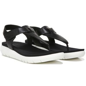 Naturalizer Lincoln Sandal US size 7